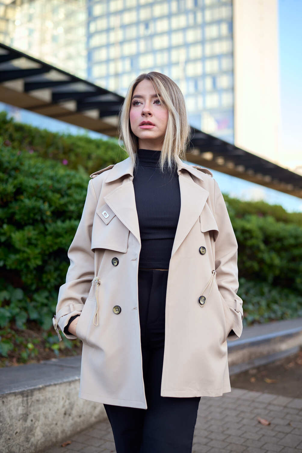 Gabán Trench Coat Catwalk – Abrigo para Clima Frío Bogotá
